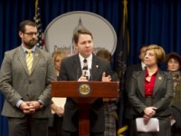 PA Reps Molchany and Sims introduce pay equity legislation